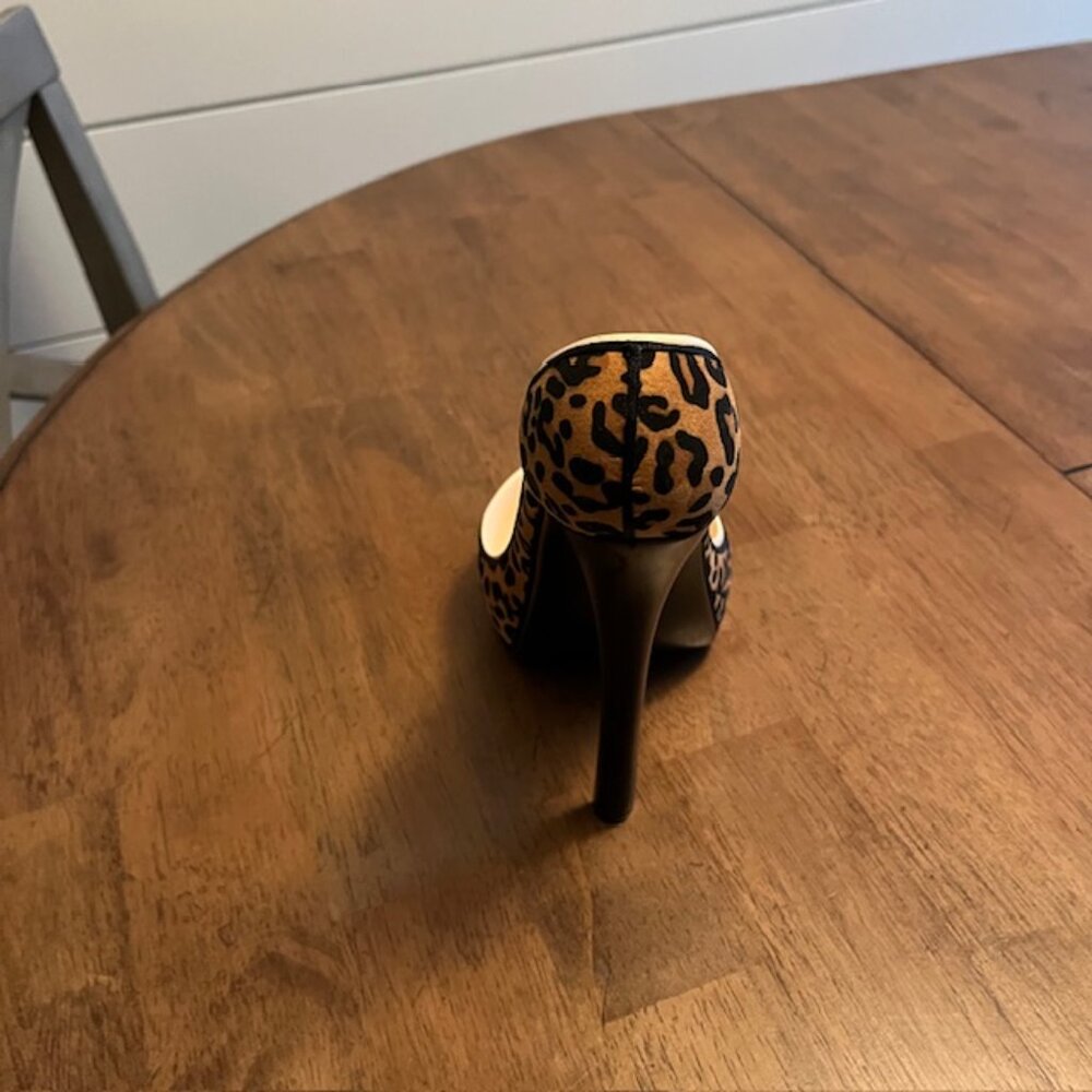 Wild Eye Designs High Heel Stiletto Leopard Print Wine Bottle Holder - Picture 4 of 6